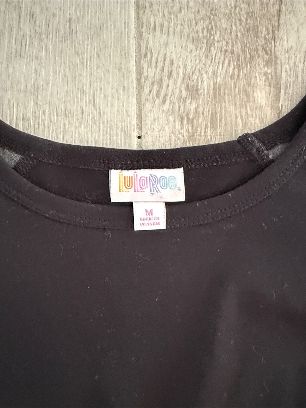 Lularoe Randy tee - Picture 4 of 5